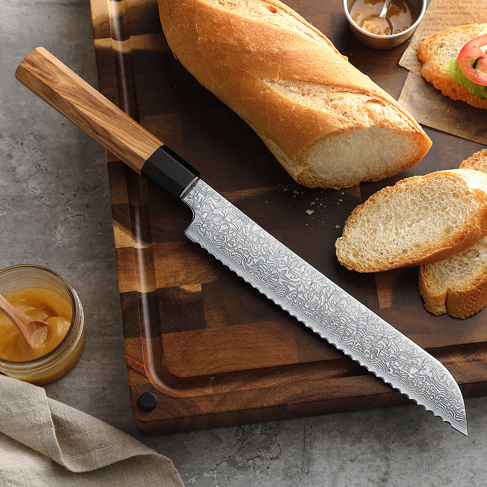 XinZuo PM8O Zhen broodmes met versgebakken brood op snijplank