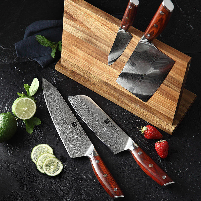 Koksmes en santoku van B27 Yi set met limoen en aardbeien