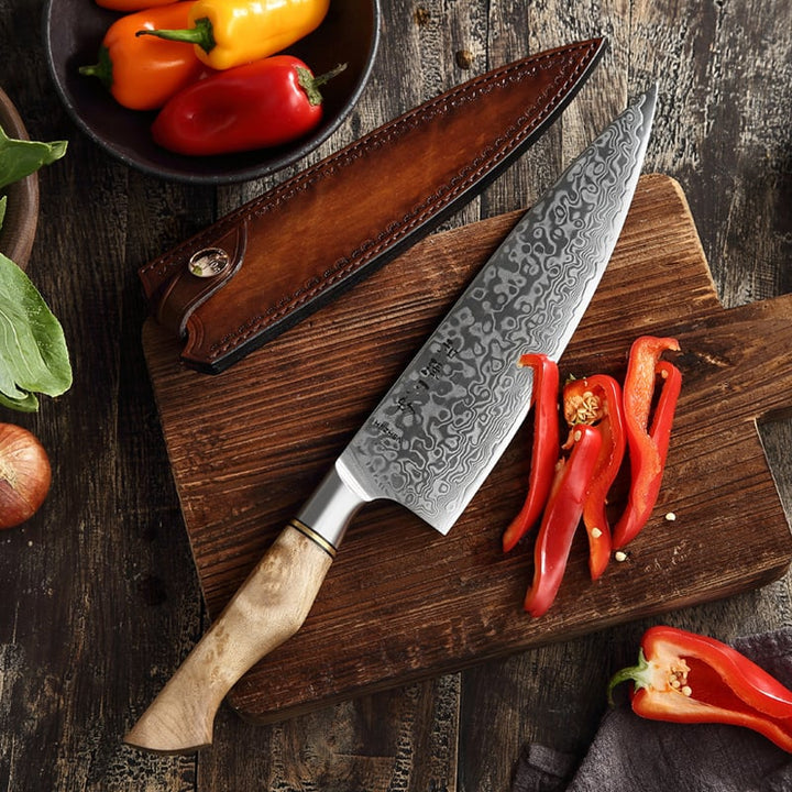 Hezhen B30 Master koksmes op plank met paprika&