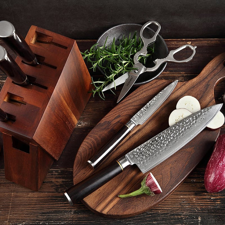 Hezhen B1Z Classic messenset met schaar en ingrediënten op snijplank