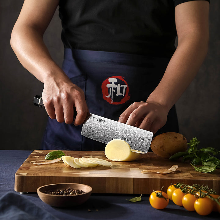 Hezhen X09 Retro nakiri mes snijdt aardappel op snijplank