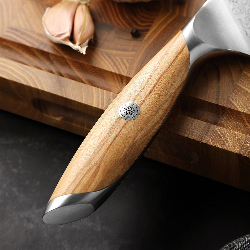 Houten handvat van het Hezhen X01 Flagship hakmes met logo