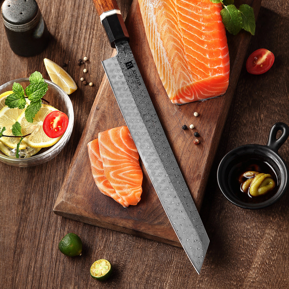XinZuo F3 Zhen kiritsuke op plank met gesneden zalm en garnituren