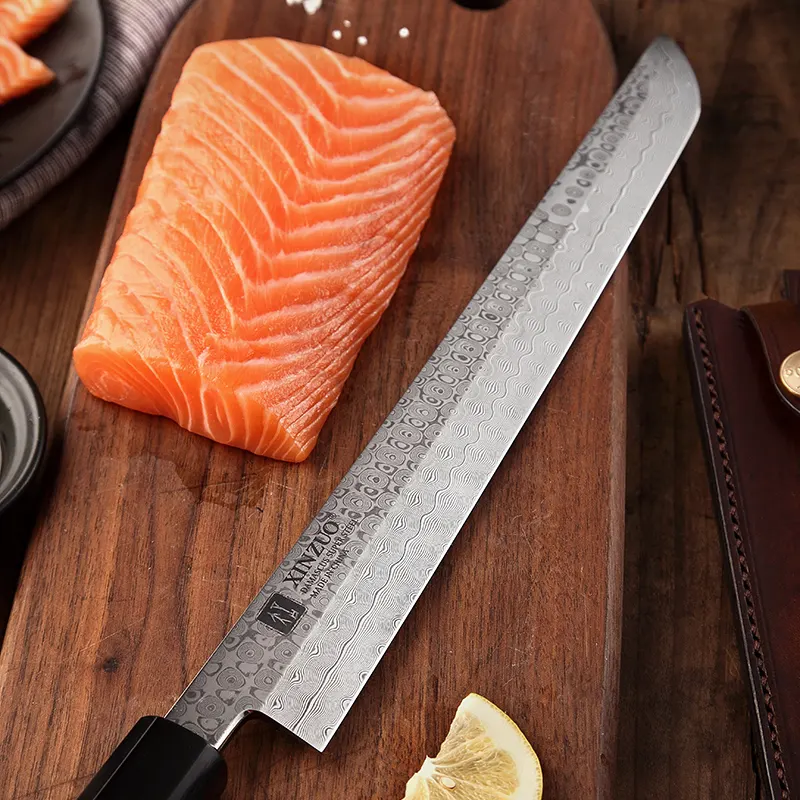 XinZuo F3 Zhen sakimaru naast zalm en citroen op snijplank