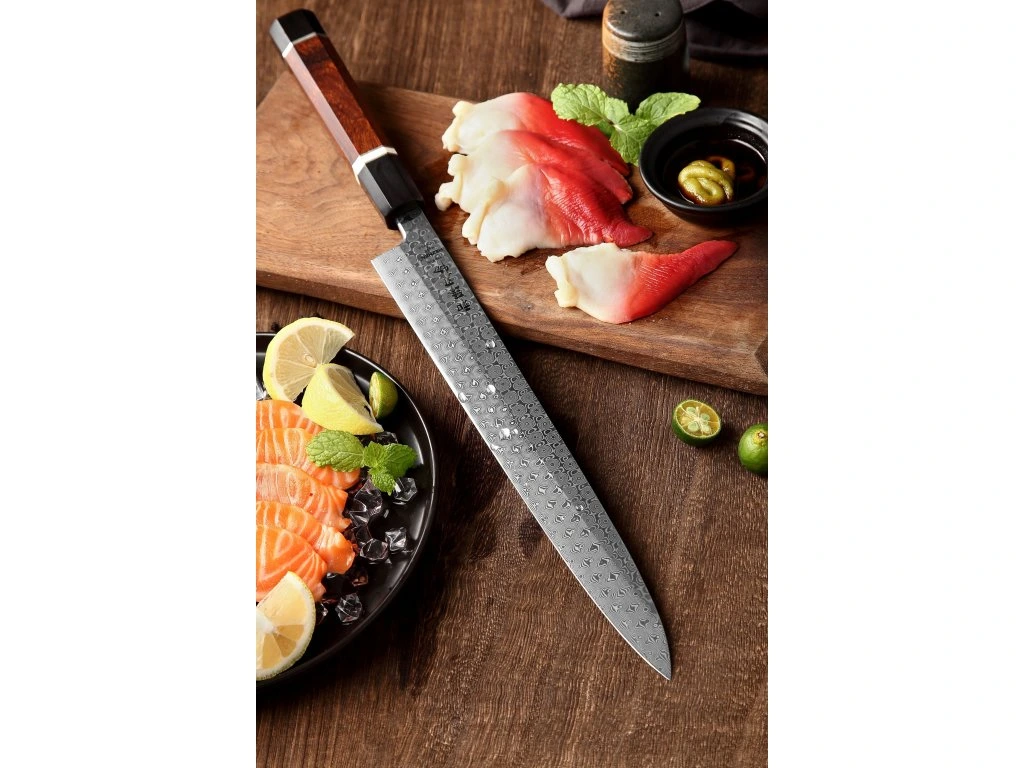 XinZuo F3 Zhen sashimi mes met vis en garnituren op een plank