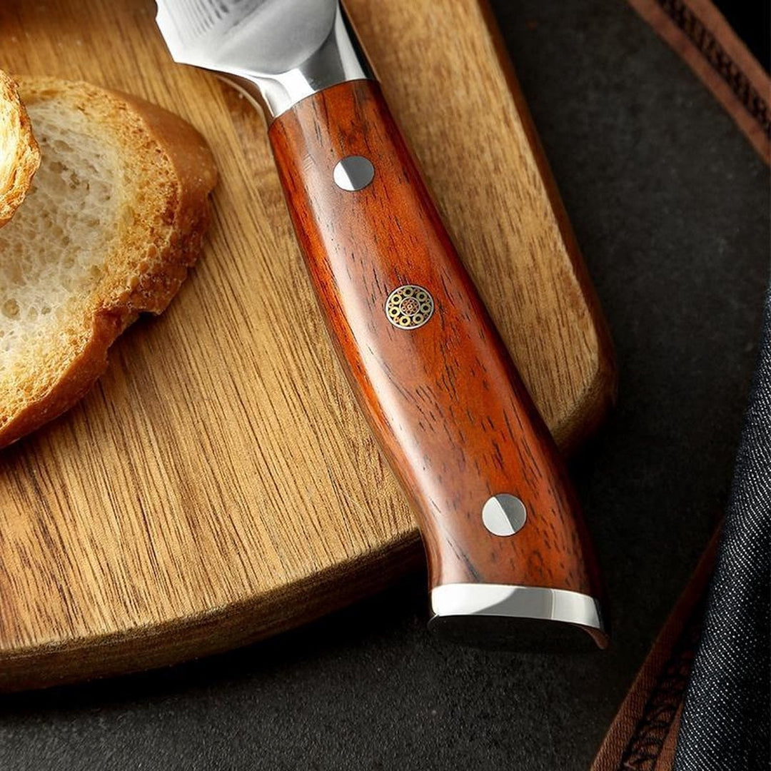 Houten handvat van het B13R Yu broodmes