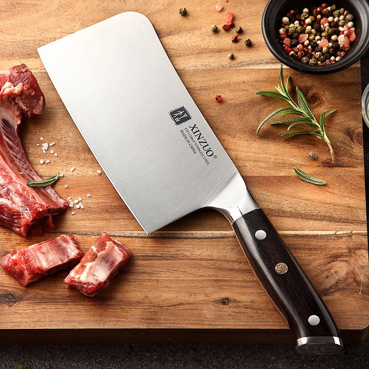 XinZuo B13S Yu hakmes op plank met vlees en kruiden