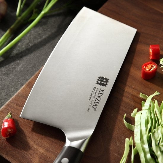 XinZuo B13S Yu cleaver met gesneden groenten en chilipepers