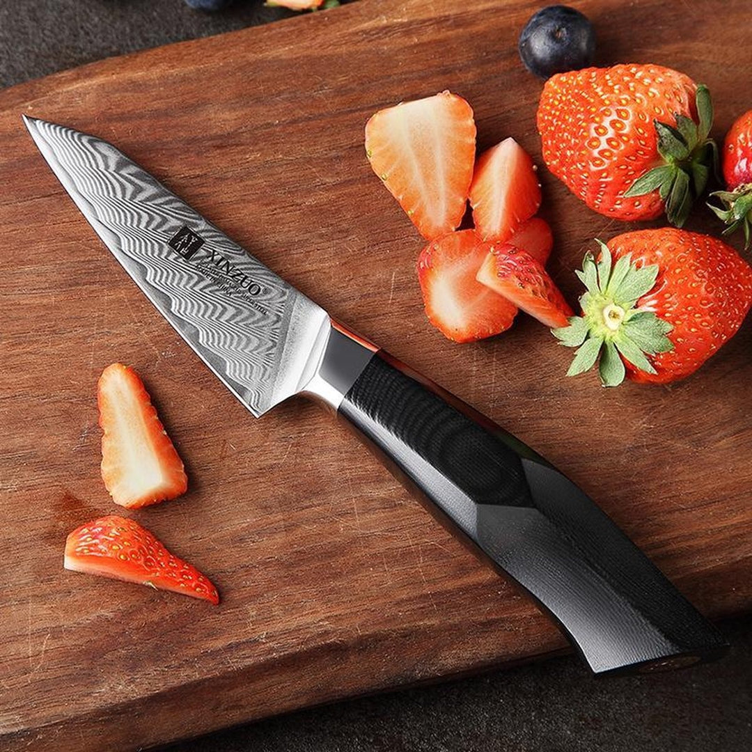 XinZuo B32 Feng schilmes op plank met gesneden aardbeien